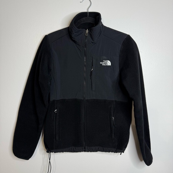 The North Face Jackets & Blazers - The North Face Fleece Black Jacket Women’s Small